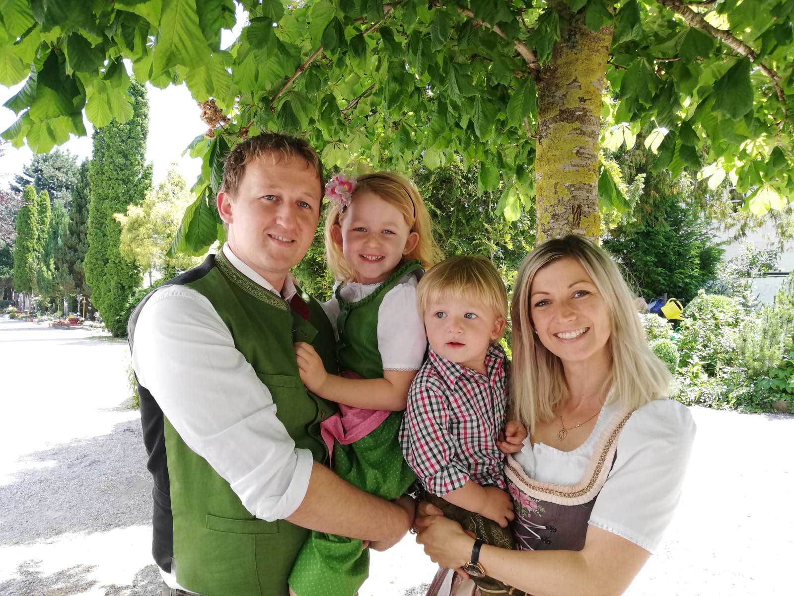 Kontakt Familie